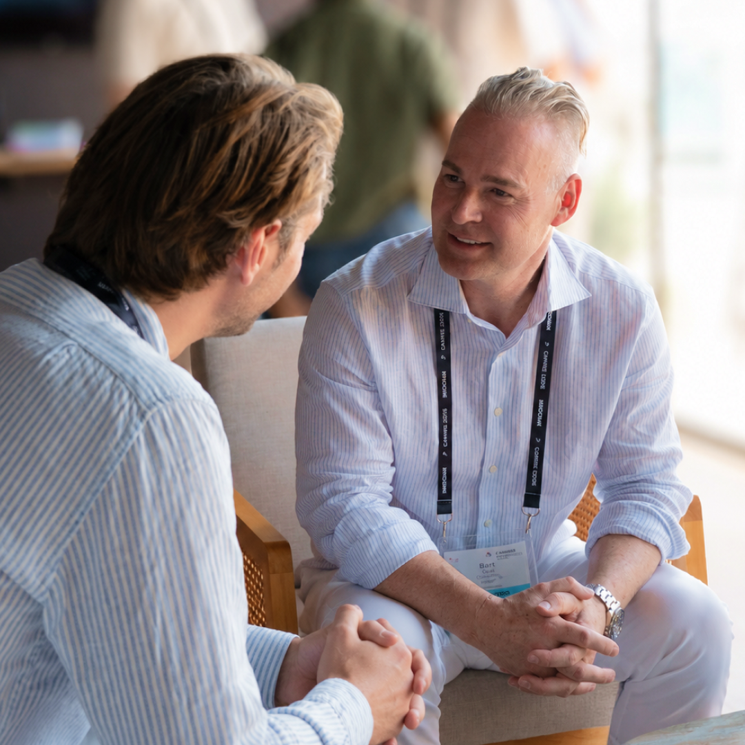 Two Foundry leaders having a candid one-on-one conversation